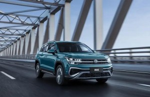 中国人保携手杭州萧山浦发汽车购车嘉年华